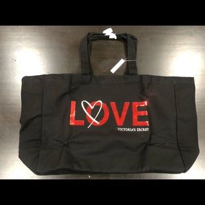 NWT Victoria’s Secret Love Bag